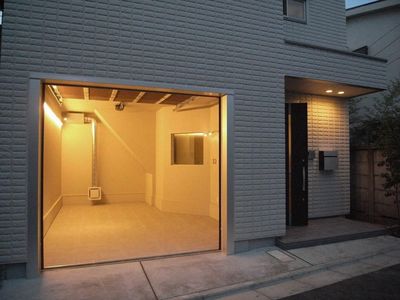 ヘーベルハウス東京デザインオフィスビルトインガレージ