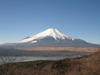 富士と山中湖